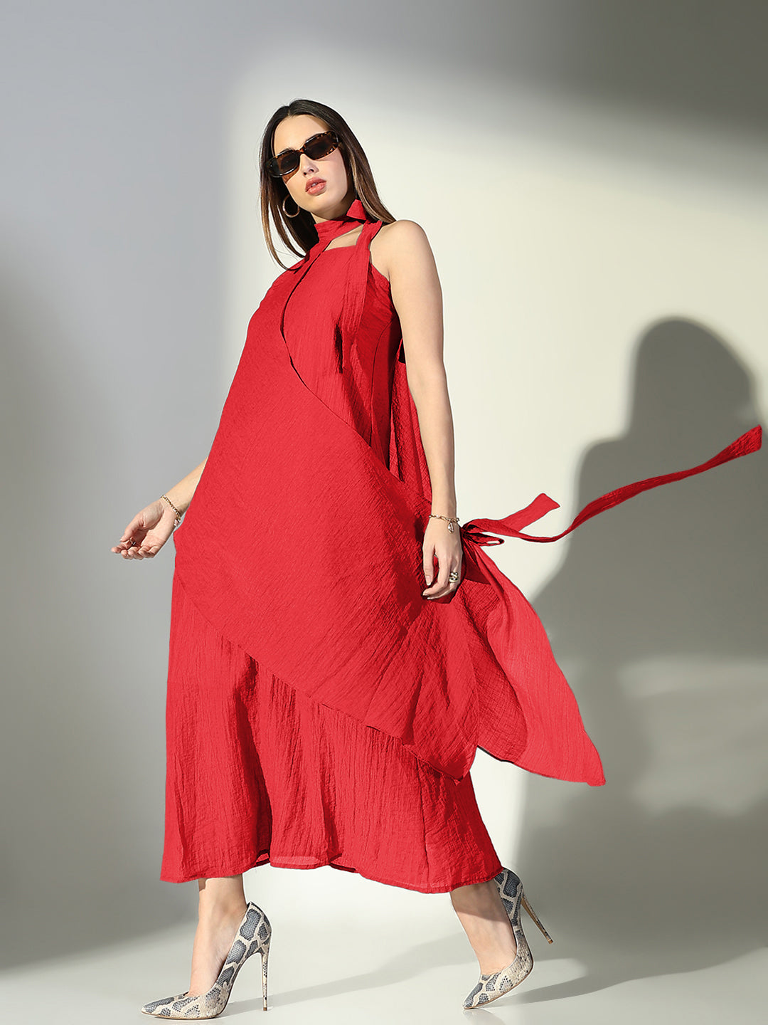 Women's Red Solid A-Line Dress With Drape Over