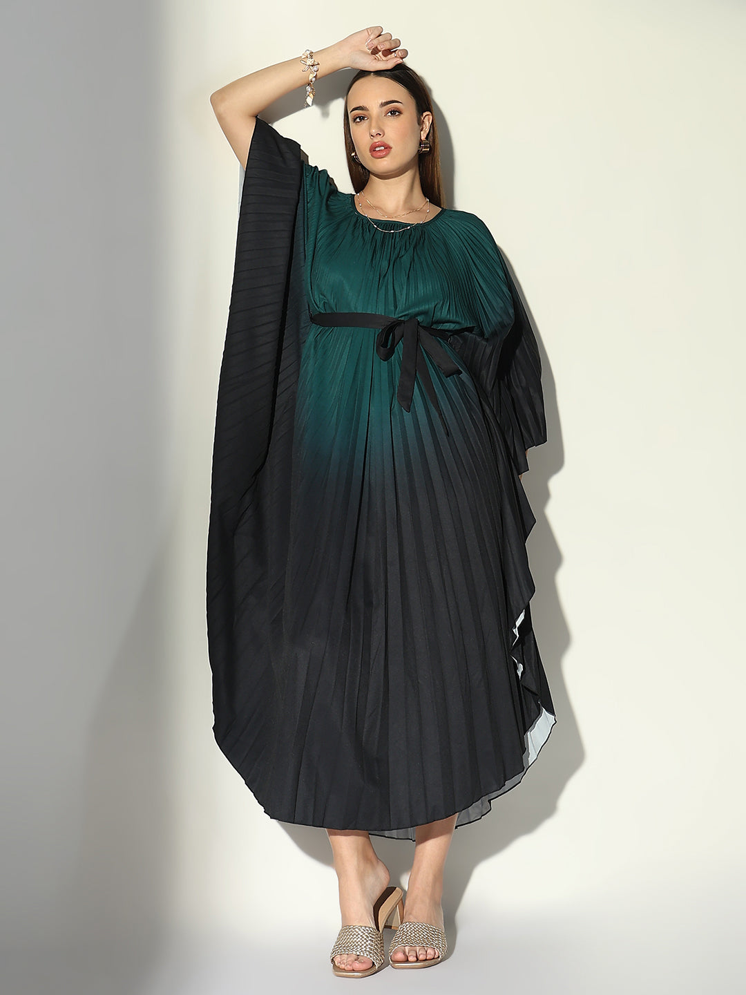 Women Green Colourblocked Kaftan Dress with Belt