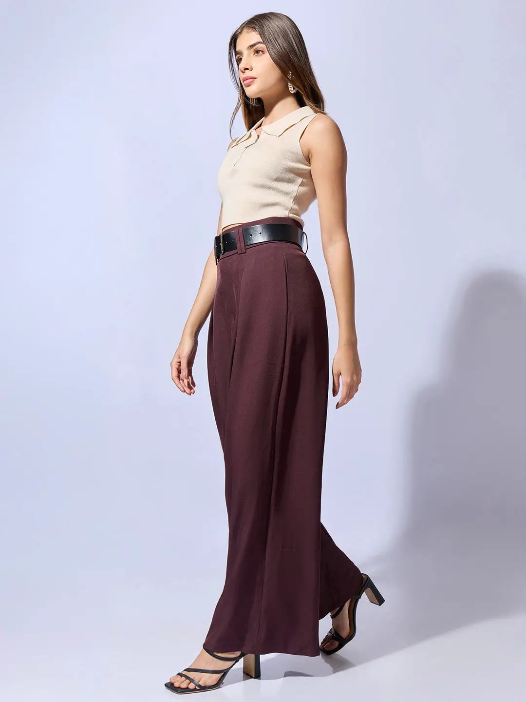 Women's Burgundy Loose Fit Trousers with Belt - Uncategorized from SHOWOFFFF
