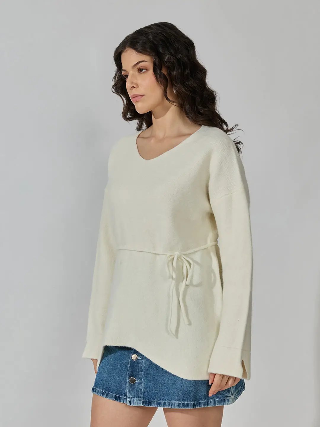 Women's Knitted Off White V-Neck Top with Tie-Up Belt - from SHOWOFFFF