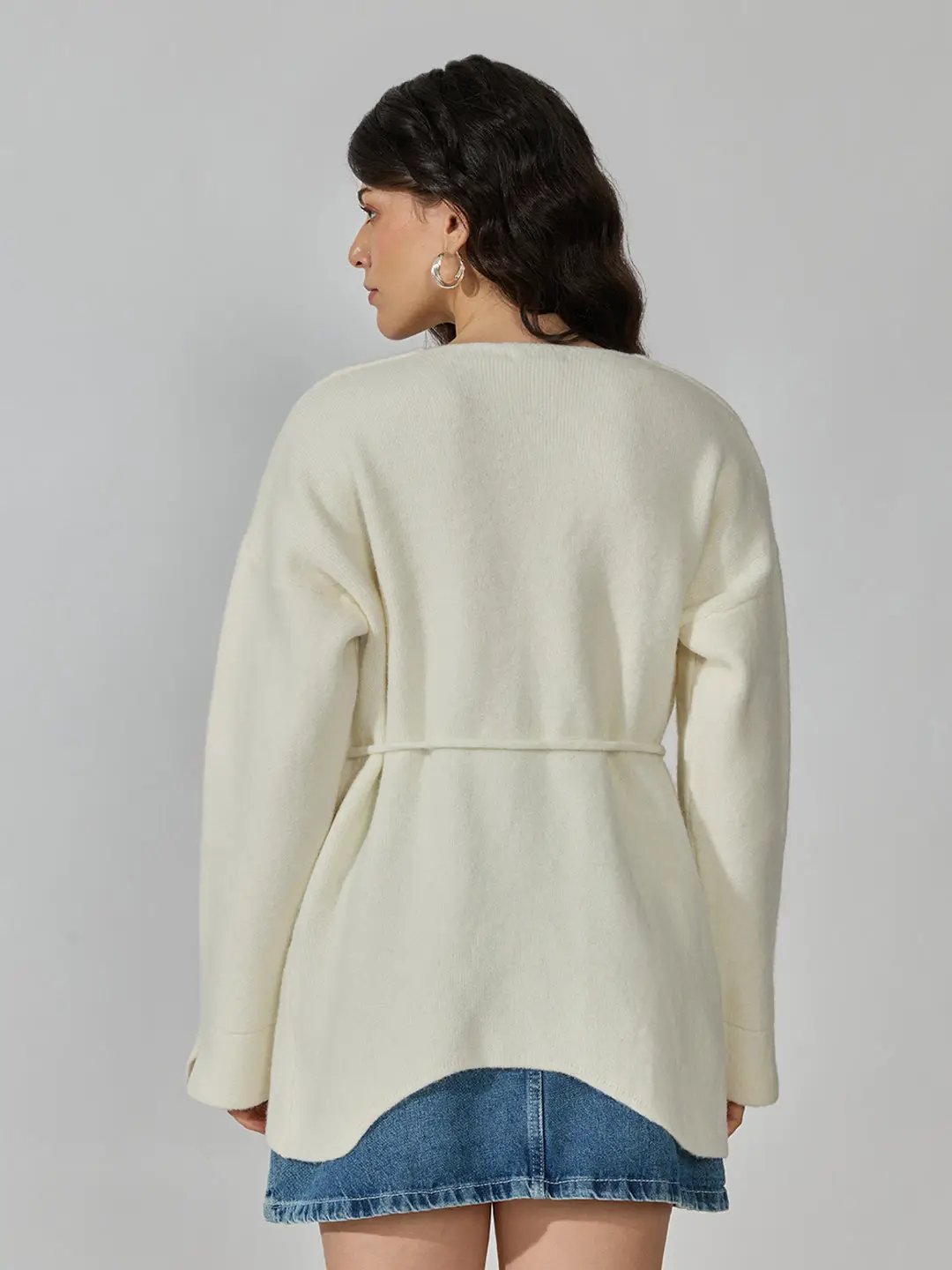 Women's Knitted Off White V-Neck Top with Tie-Up Belt - from SHOWOFFFF
