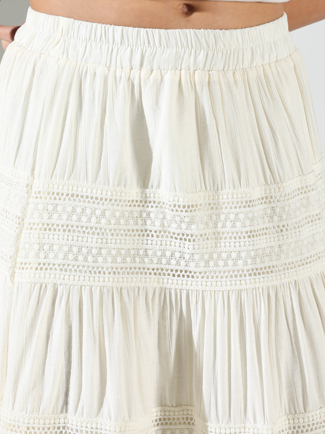 Women Off White Solid Tiered Skirt