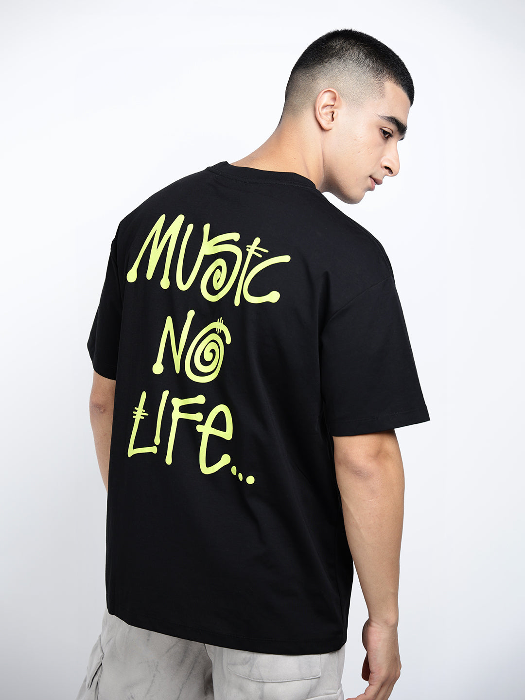 Men's Typography Black Short Sleeves Round Neck Oversized T-Shirt