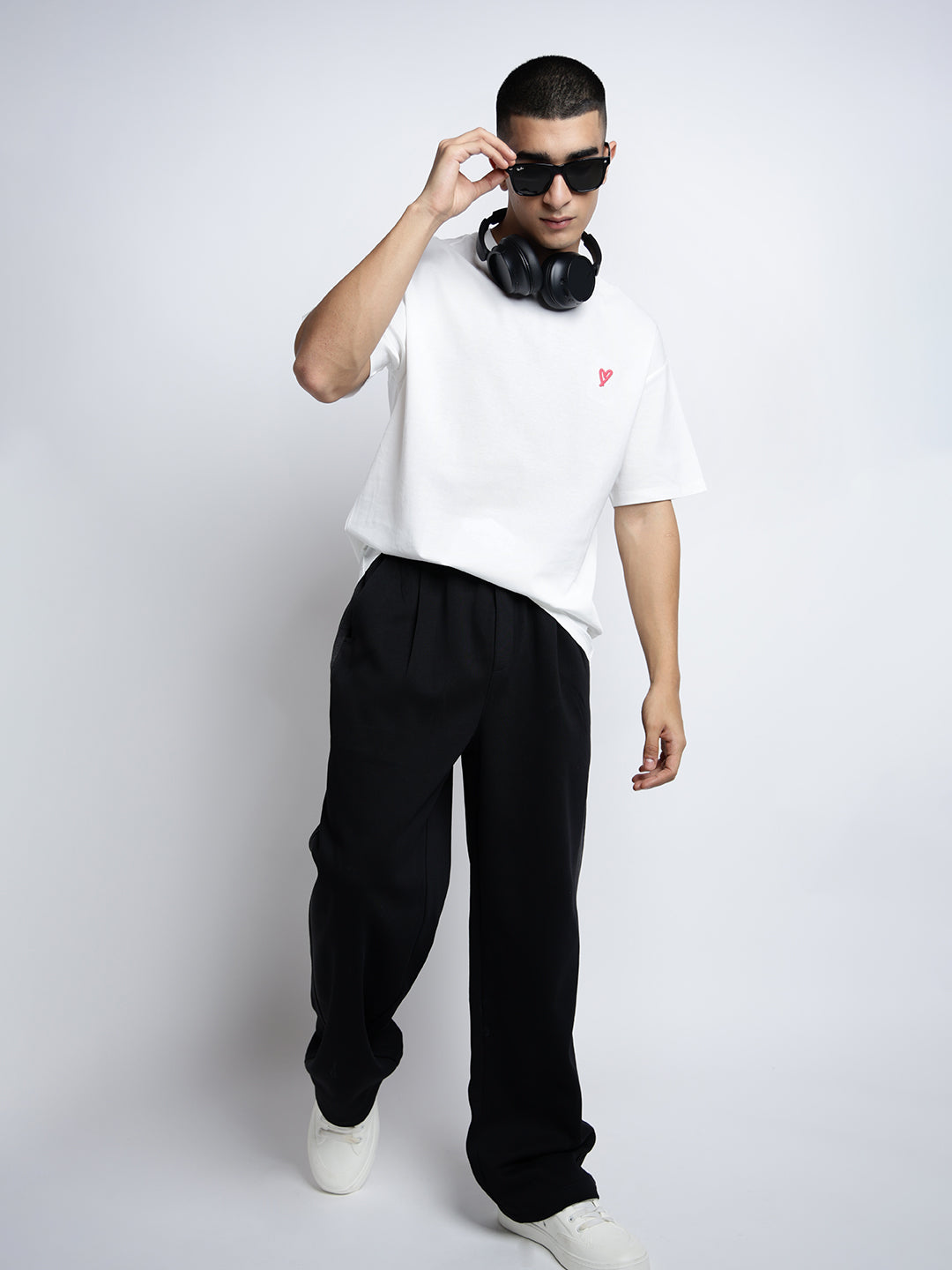 Men's Typography White Short Sleeves Round Neck Oversized T-Shirt