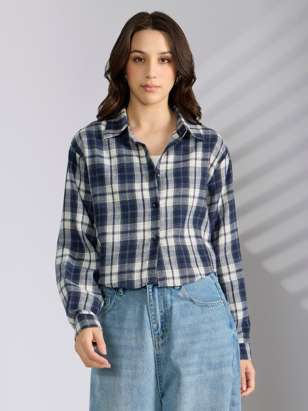 Women's Checked Navy Blue Cropped Flannel Relaxed Fit Shirt with Inner