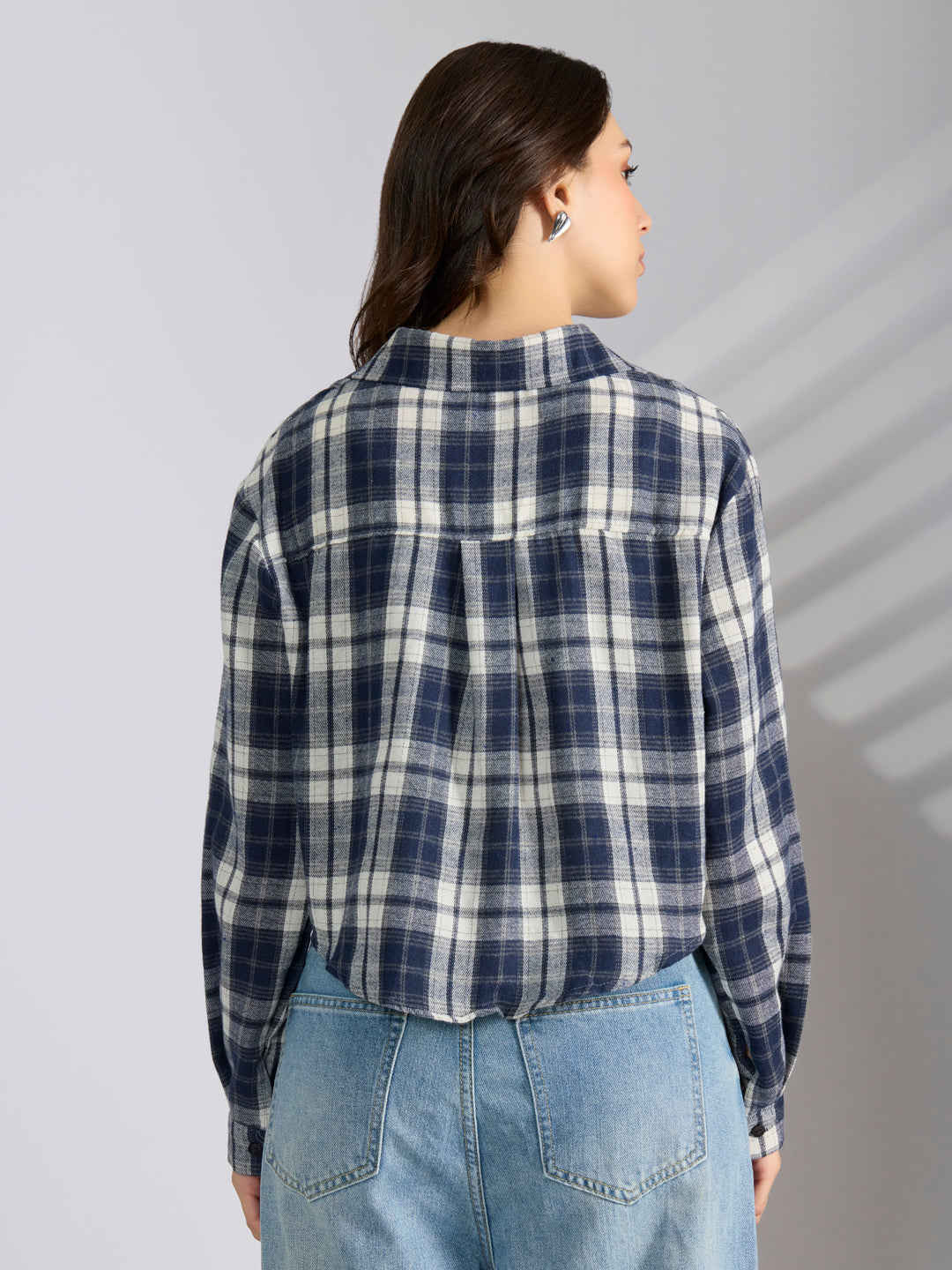 Women's Checked Navy Blue Cropped Flannel Relaxed Fit Shirt with Inner