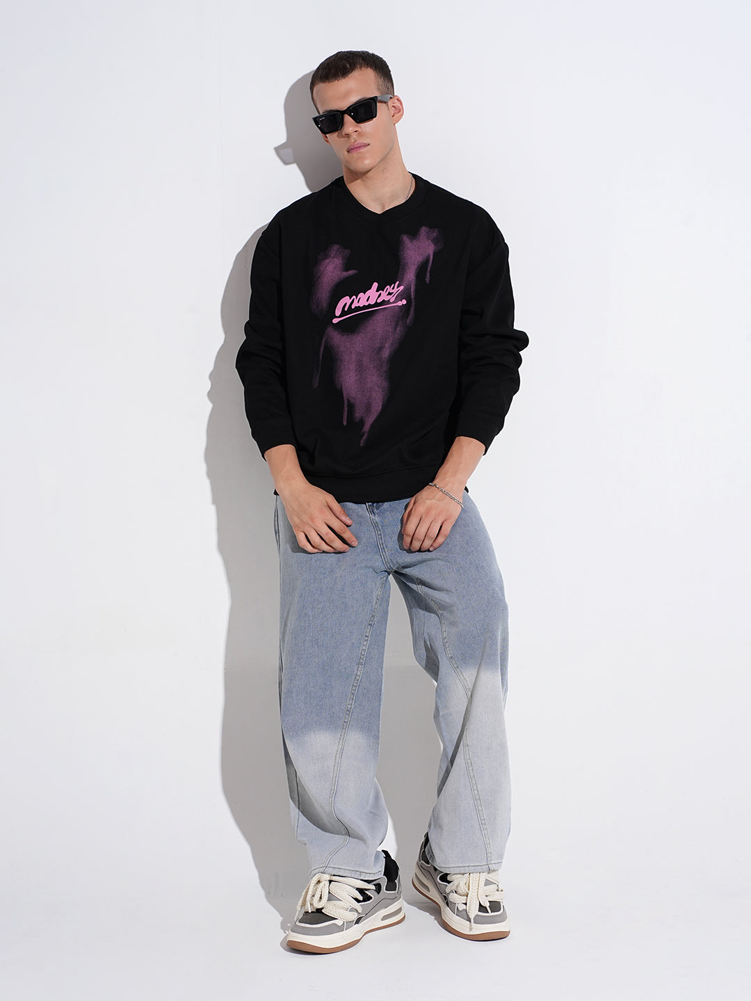 Men's Typography Graphic Print Black Regular Fit Sweatshirt