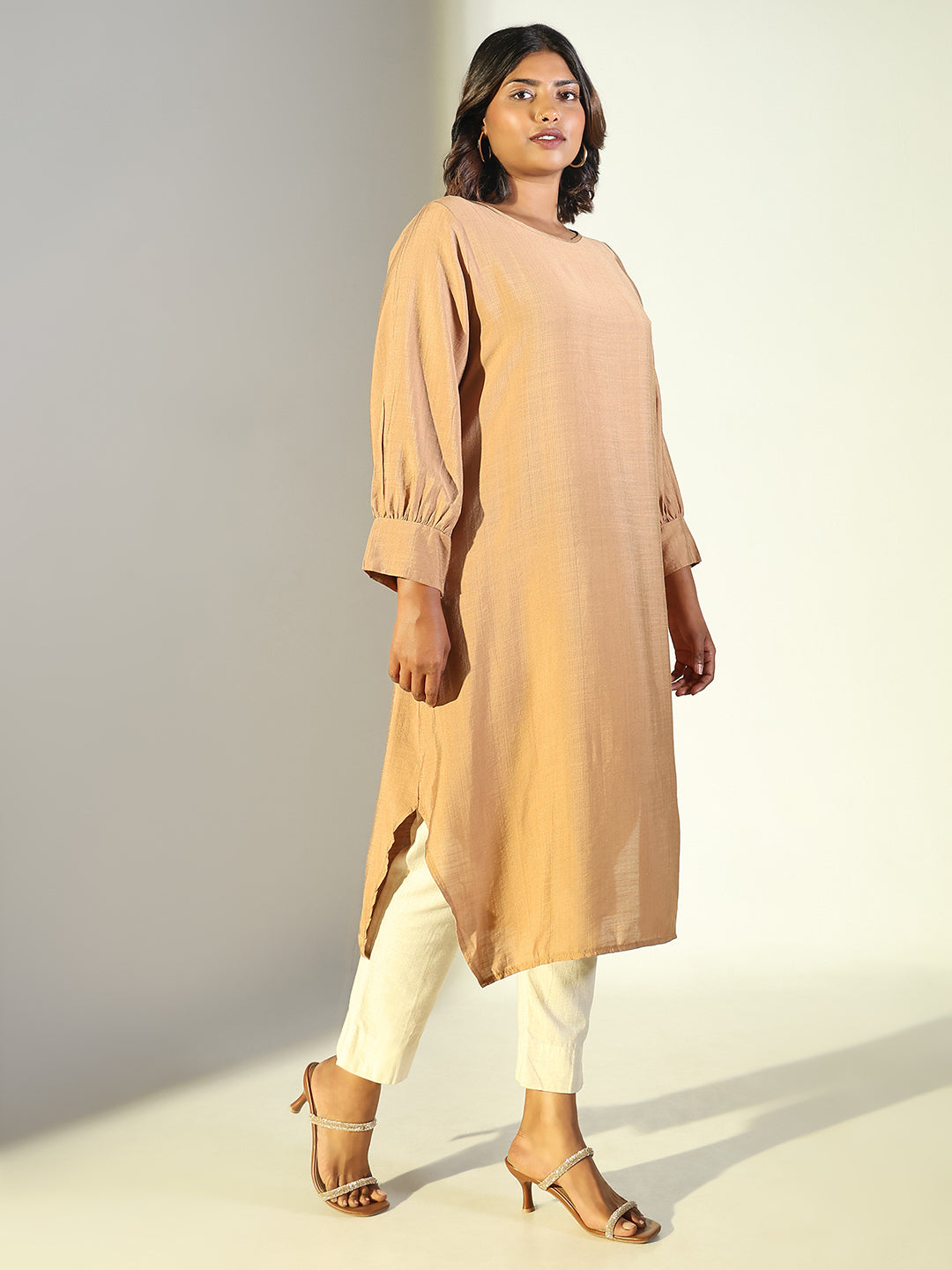 Women Beige Solid Straight Kurta