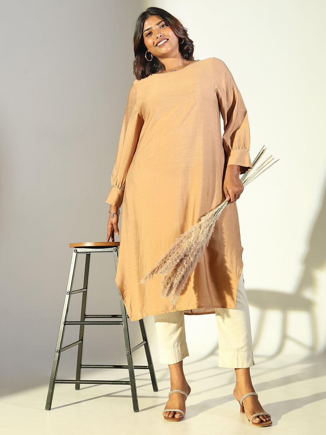 Women Beige Solid Straight Kurta