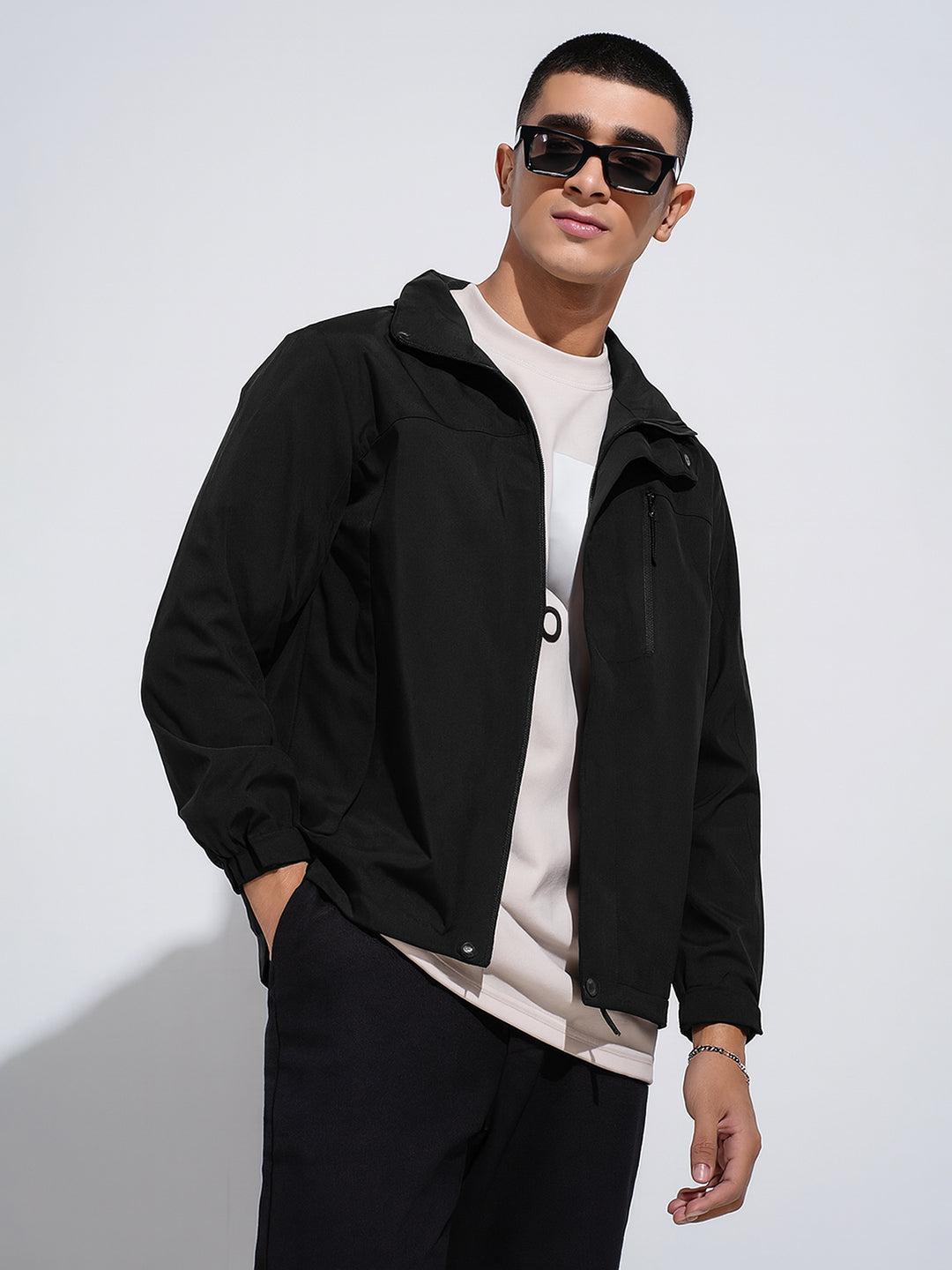 Men's Solid Black Hooded Zipper Jacket