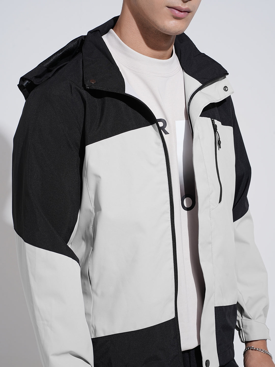 Men's Colorblocked Grey Hooded Zipper Jacket