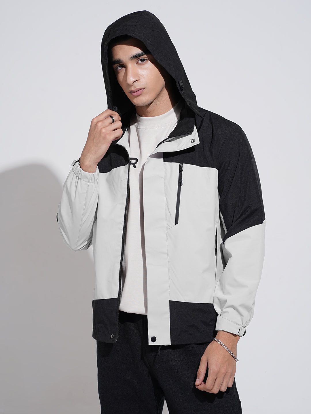 Men's Colorblocked Grey Hooded Zipper Jacket
