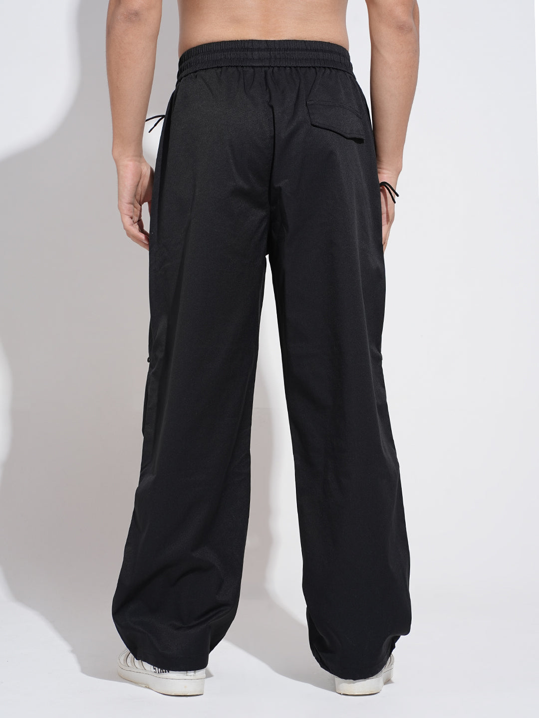 Men's Black Relaxed Fit Parachute Trousers with Elasticated Waist and Drawstring
