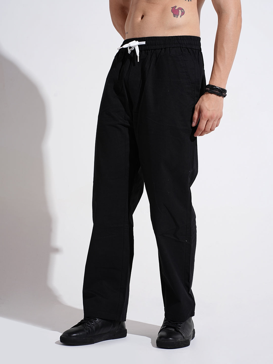 Men's Black Regular Fit Trousers