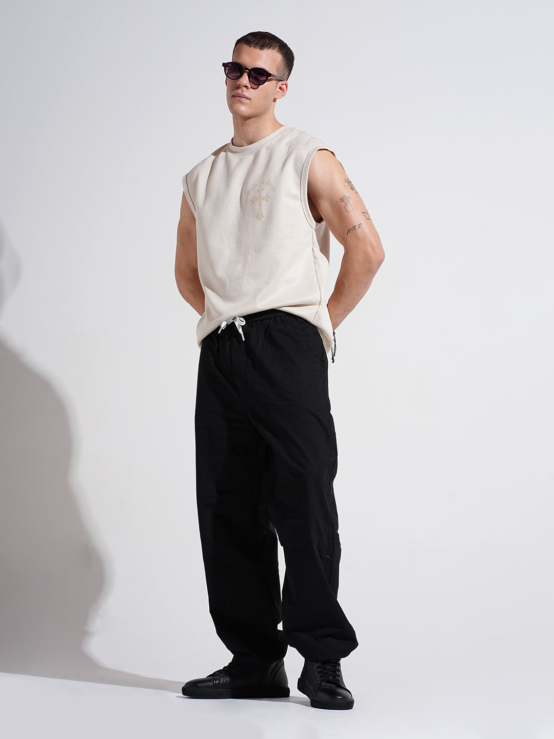 Men's Black Regular Fit Trousers