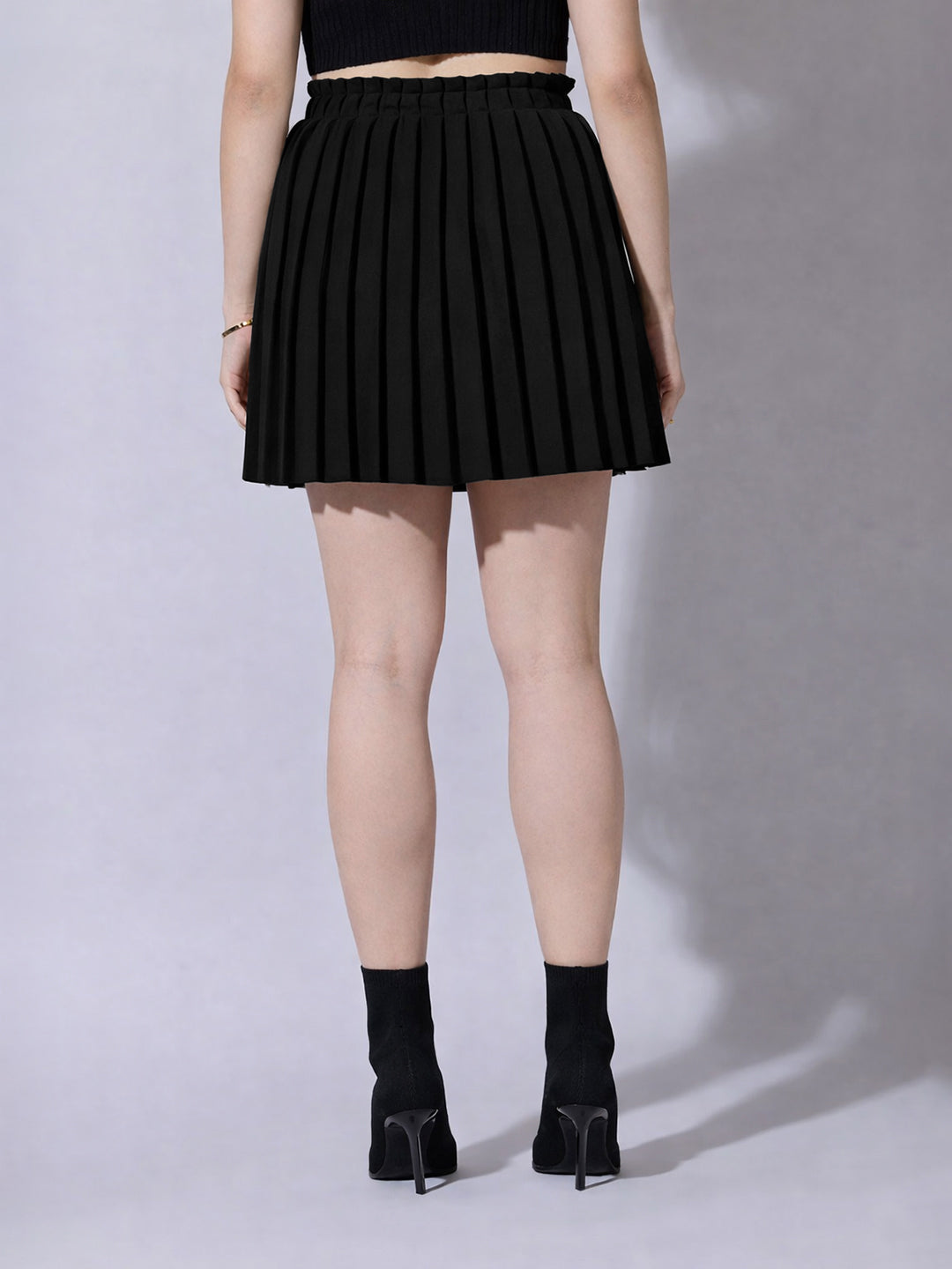 Women's Pleated Black Knit Mini Skirt