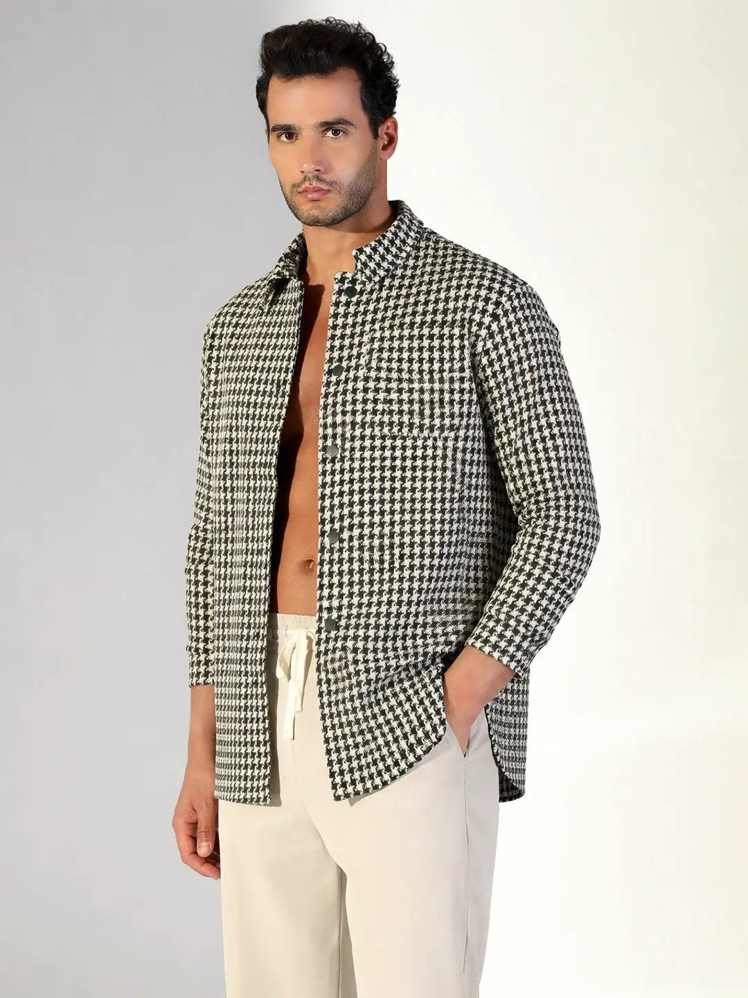 Men's Houndstooth Black Regular Fit Shacket - Uncategorized from SHOWOFFFF