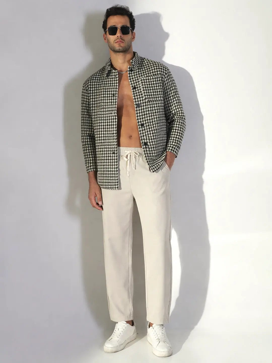 Men's Houndstooth Black Regular Fit Shacket - Uncategorized from SHOWOFFFF