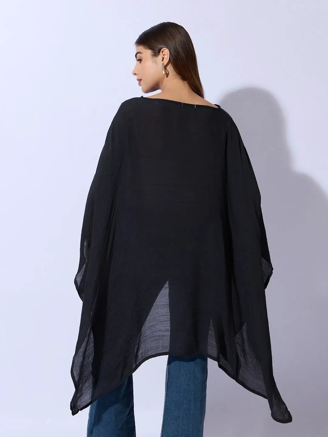 Women's Black Boat Neck Longline Top - Uncategorized from SHOWOFFFF