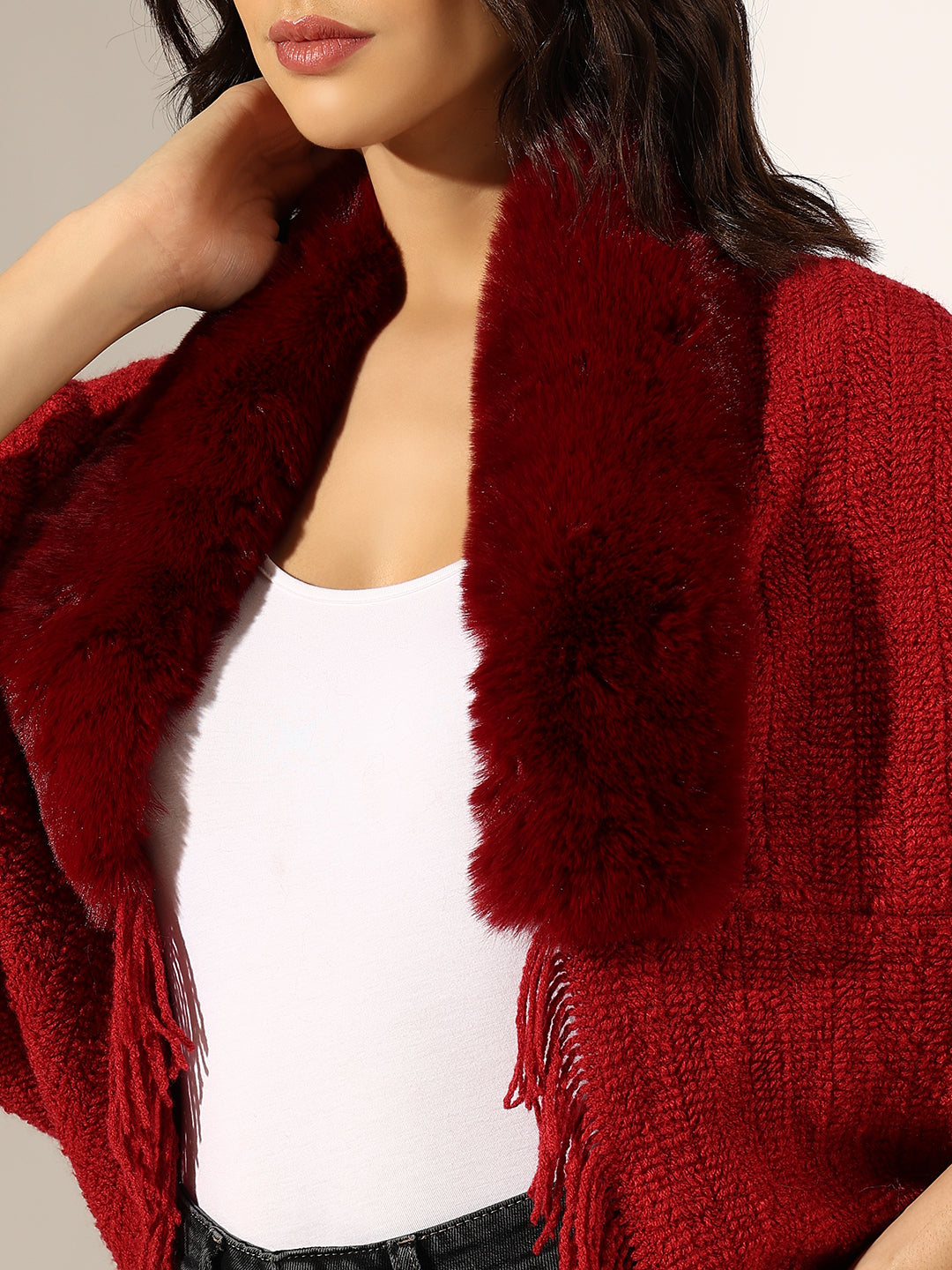 Women's Knitted Red Faux Fur Collar Poncho with Fringed Hem