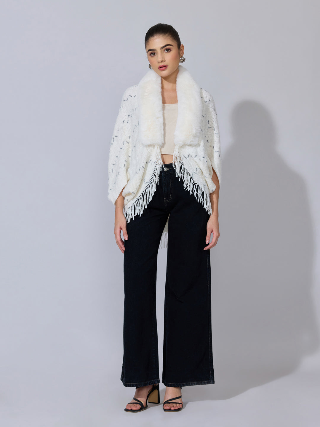 Women's Textured Knit Cream Faux Fur Collar Poncho with Fringe Hem