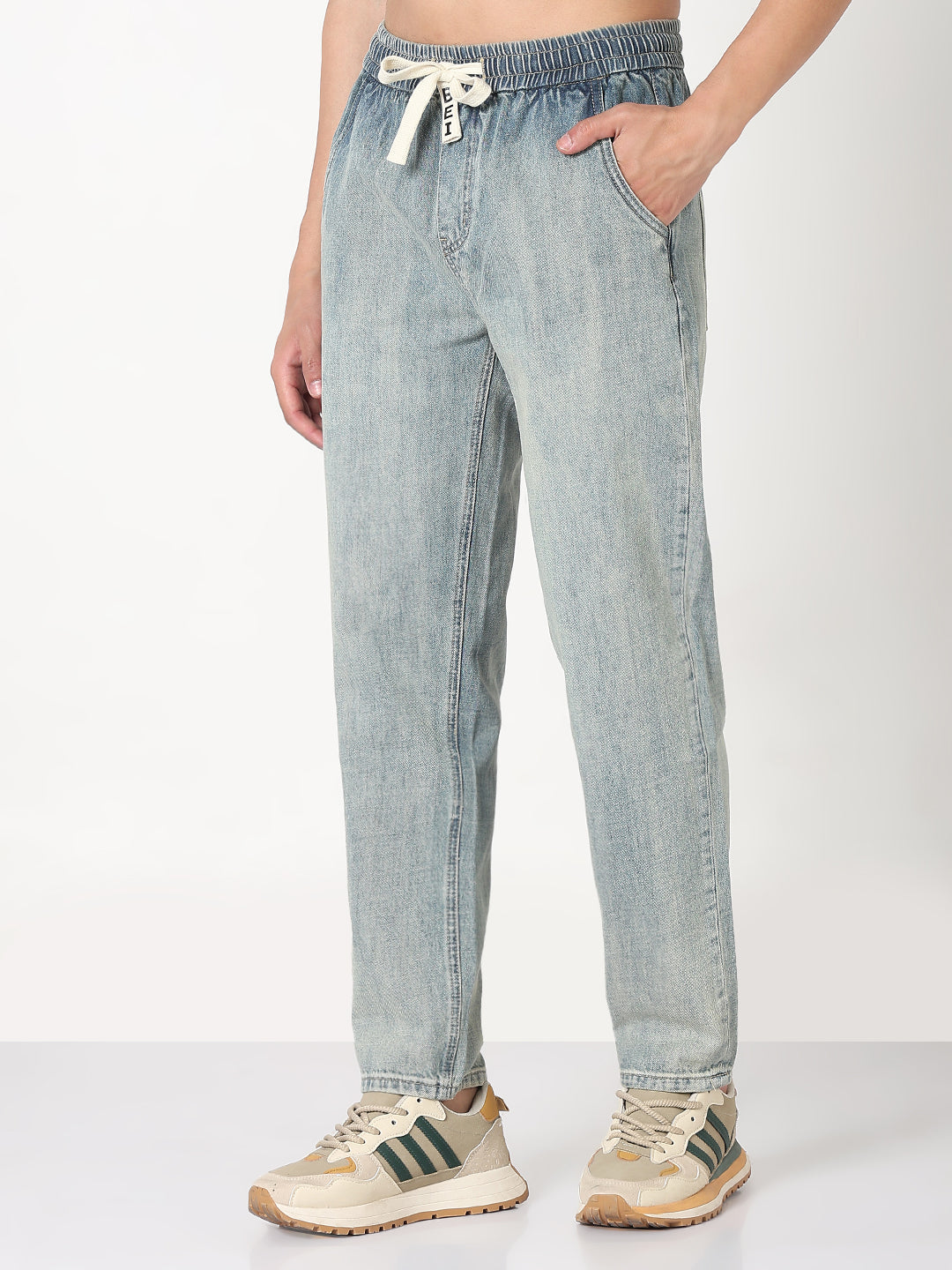 Men's Blue Washed Tapered Fit Drawstring Jeans