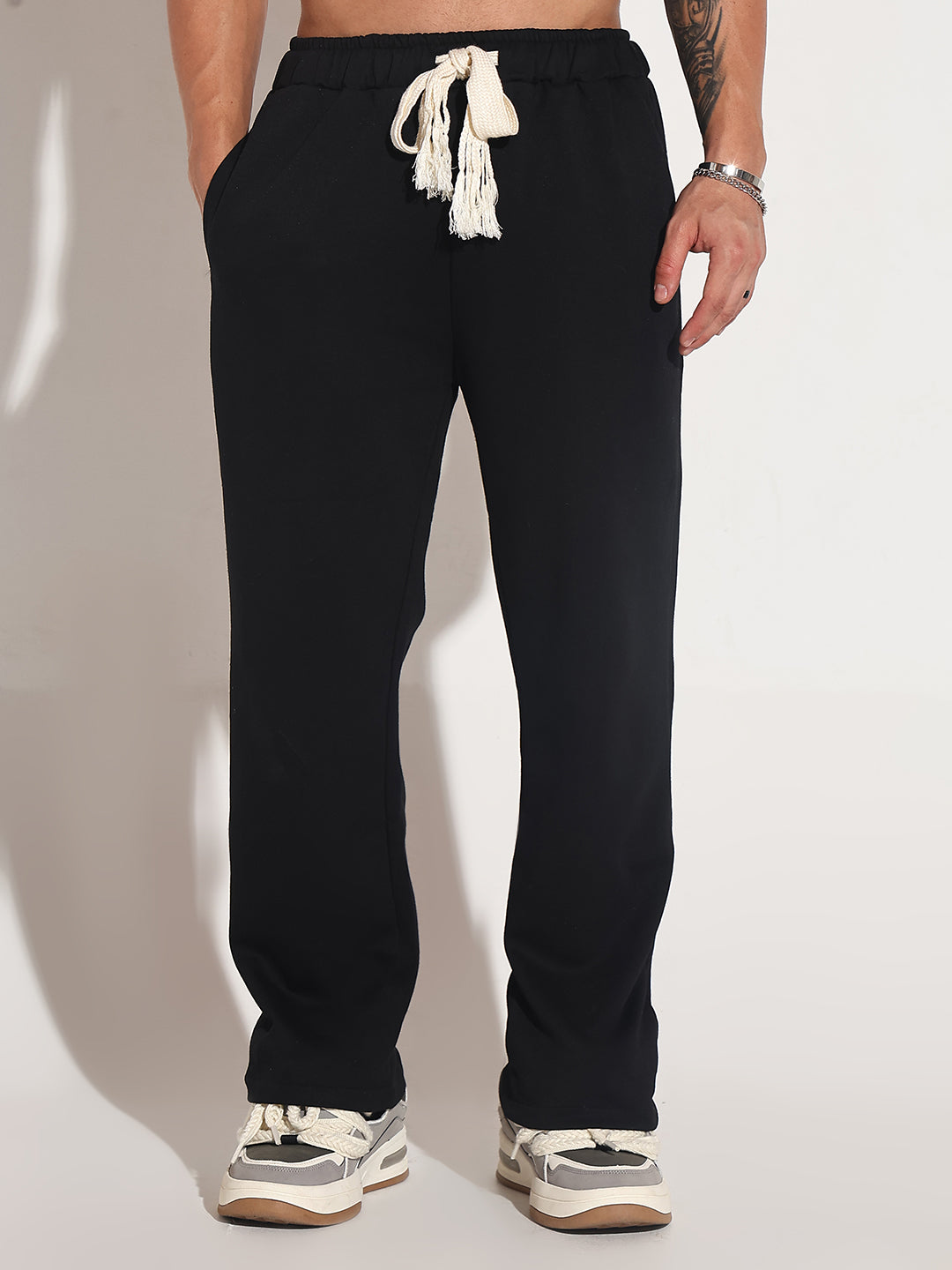 Men's Black Relaxed Fit  Elasticated Waist Drawstring Trousers