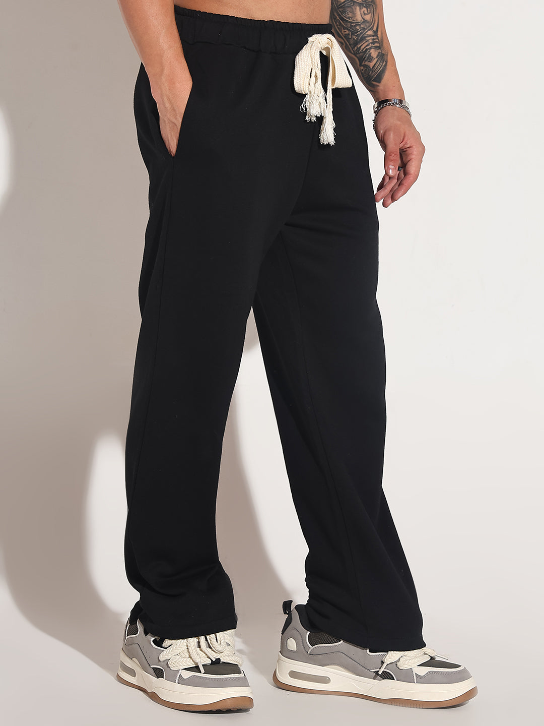 Men's Black Relaxed Fit  Elasticated Waist Drawstring Trousers