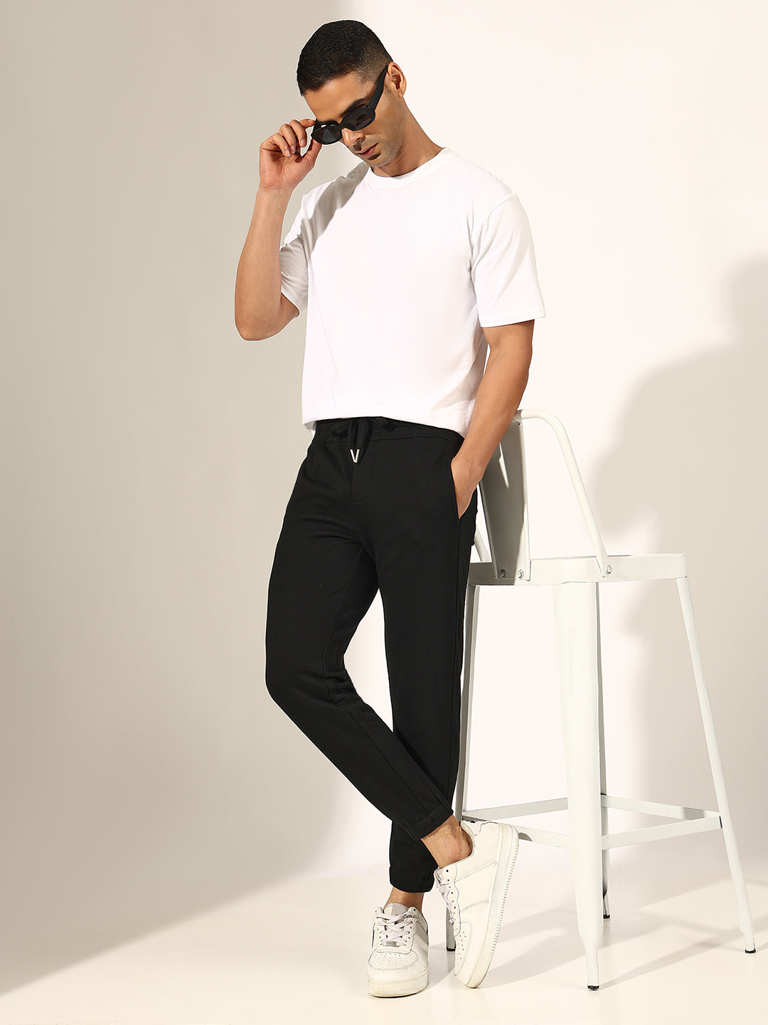 Men's Black Slim-Fit Trouser