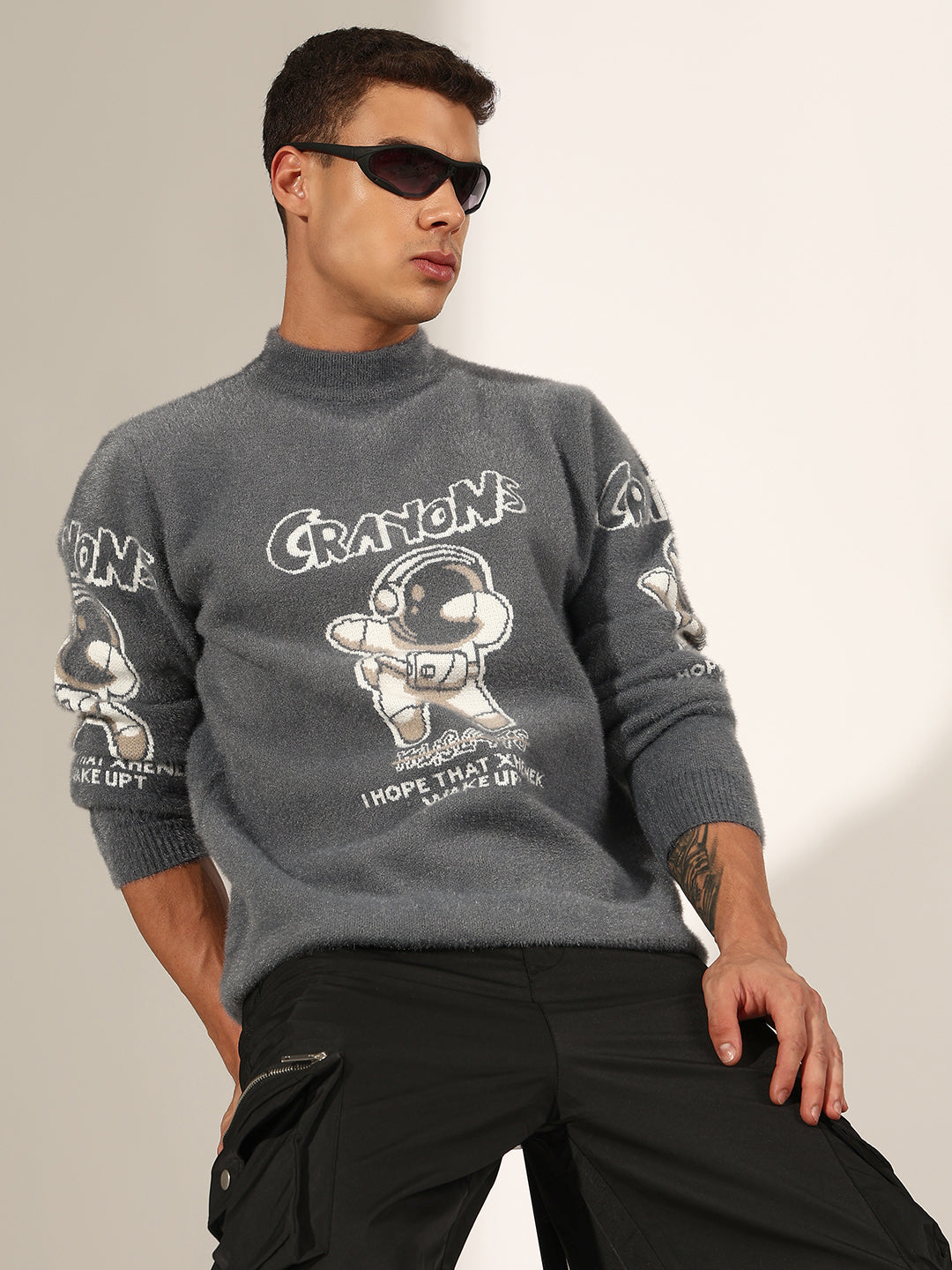 Men's Graphic Printed Grey Fuzzy Sweatshirt