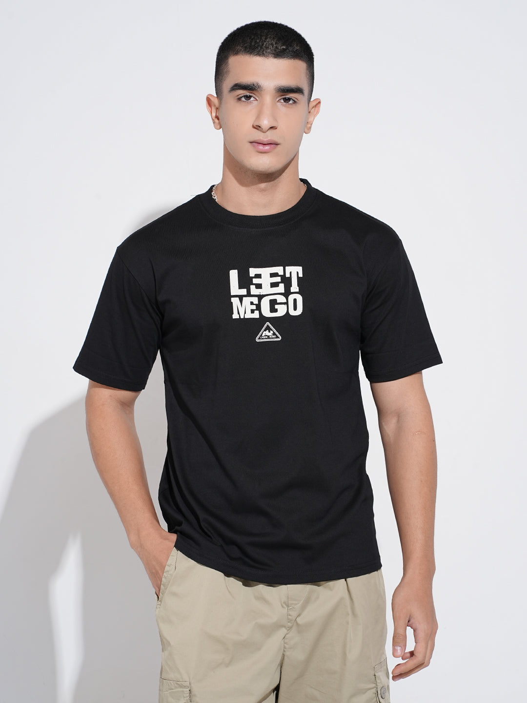 Men's Graphic Print Black Short Sleeves Round Neck Relaxed Fit T-Shirt