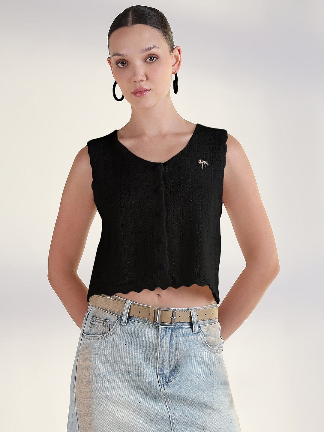 Women's Black V-Neck Crop Top