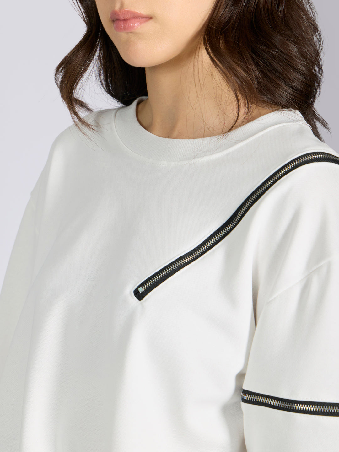 Women's White Oversized Short Top with Black Zipper Detail