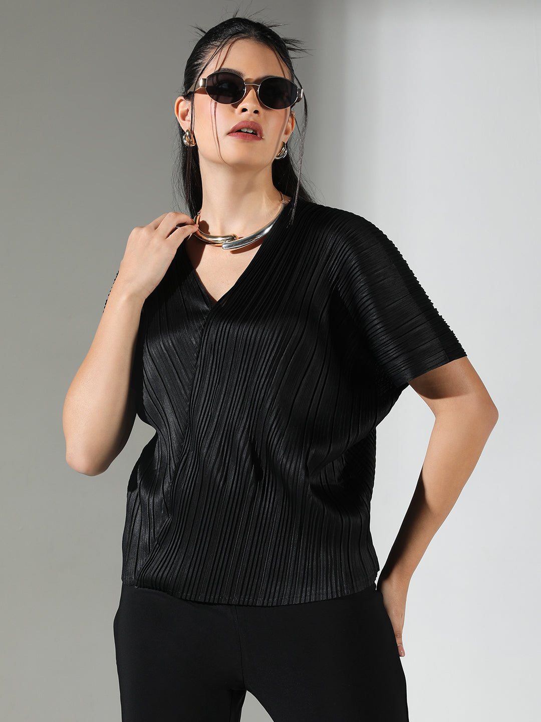 Women Black Solid Top