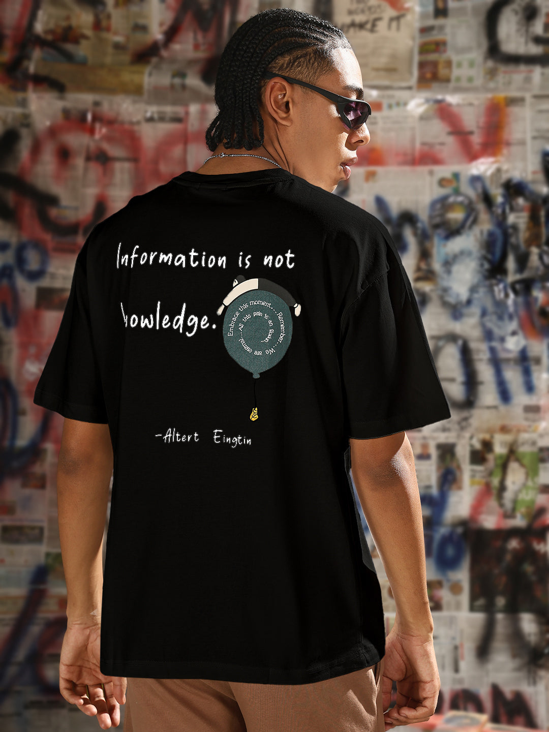 Men's Printed Black Relaxed Fit T-Shirt