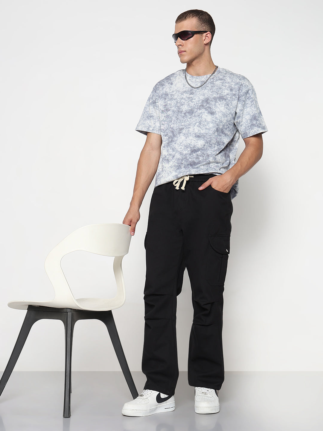 Men's Black Relaxed Fit Cargos