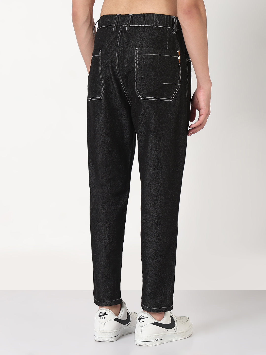 Men's Black Tapered Fit Jeans