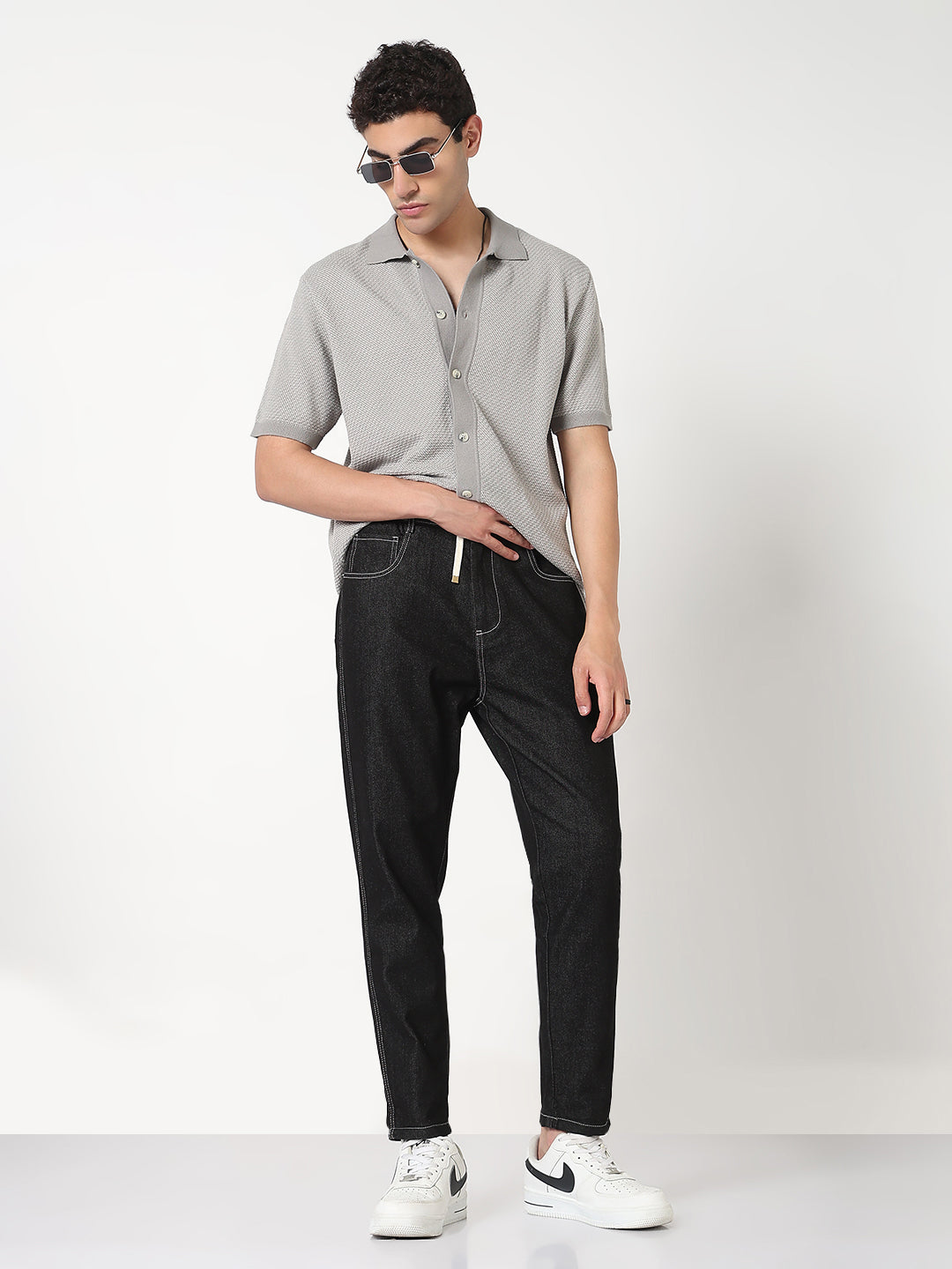 Men's Black Tapered Fit Jeans