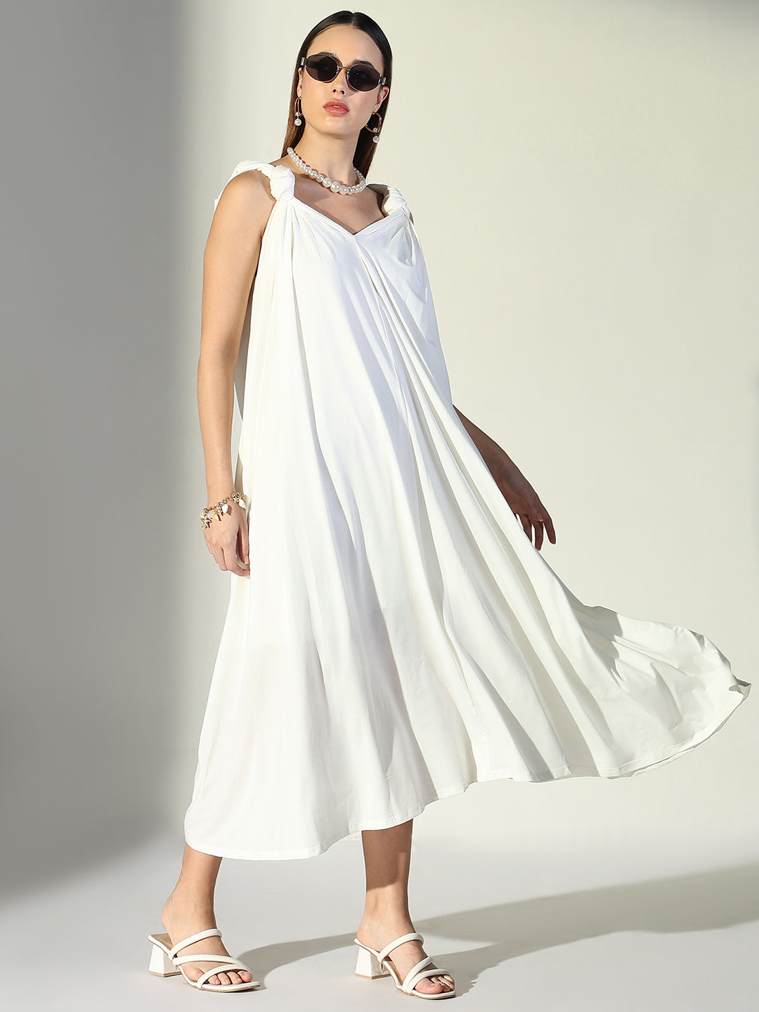 Women White Solid A Line Dress