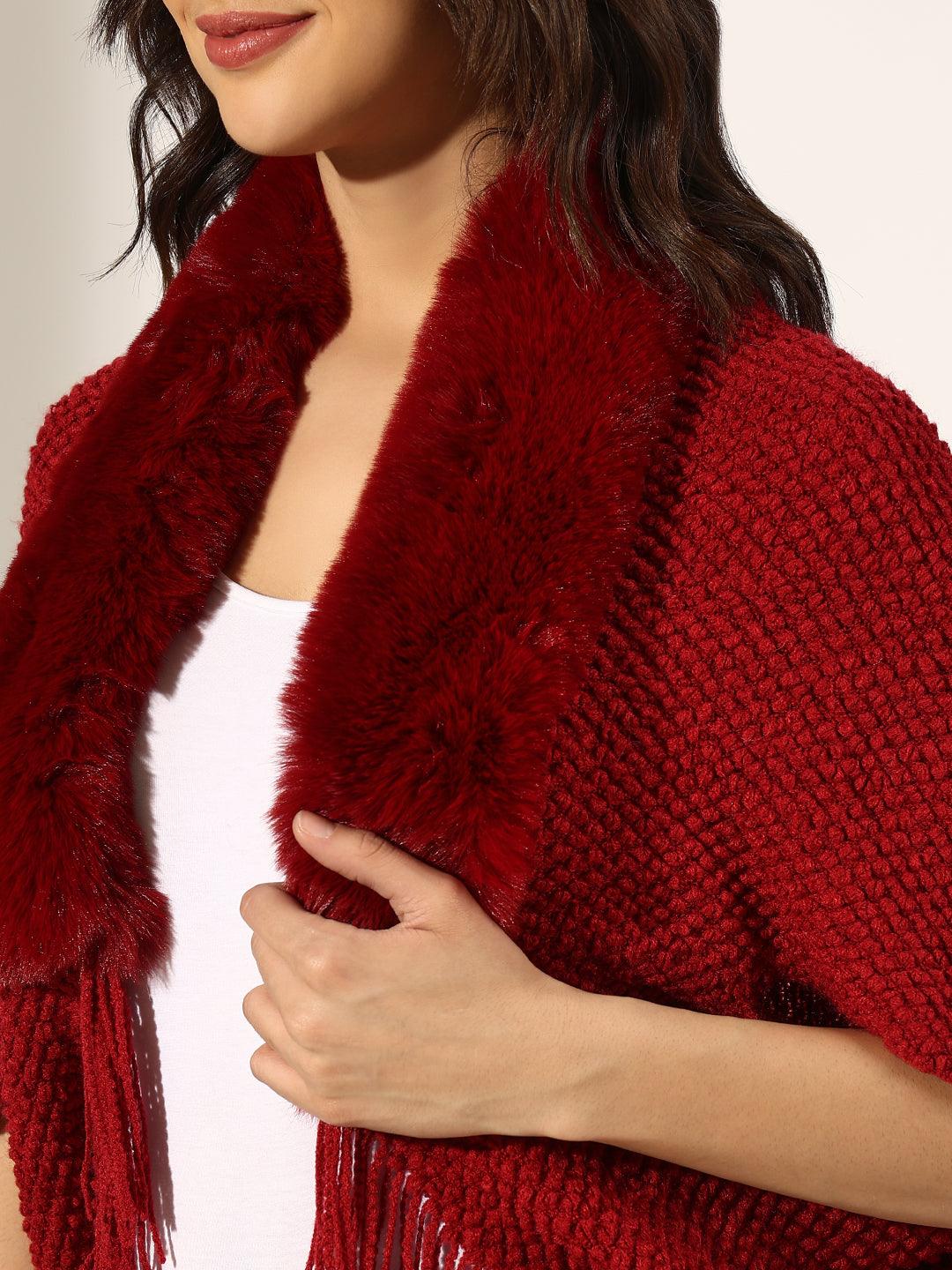 Women's Textured Red Faux Fur Collar Poncho with Fringed Hem