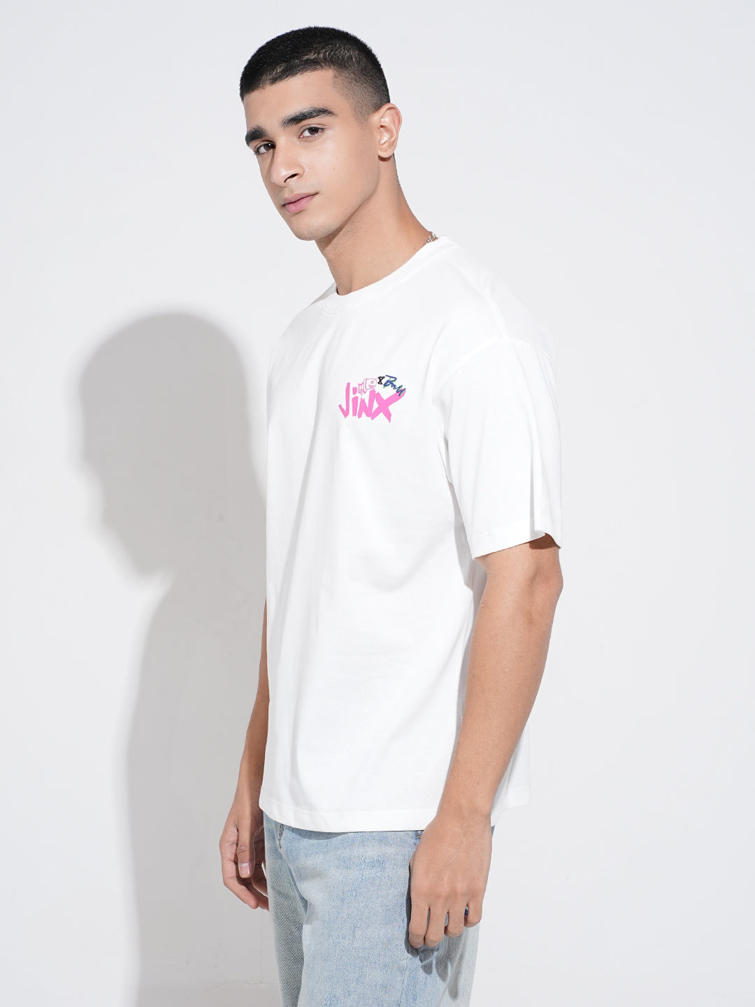 Men's Graphic Print White Short Sleeves Round Neck Relaxed Fit T-Shirt