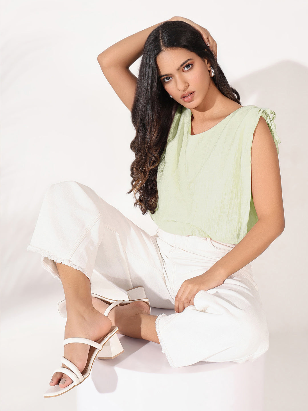 Women Solid Green V-Neck Blouson Crop Top