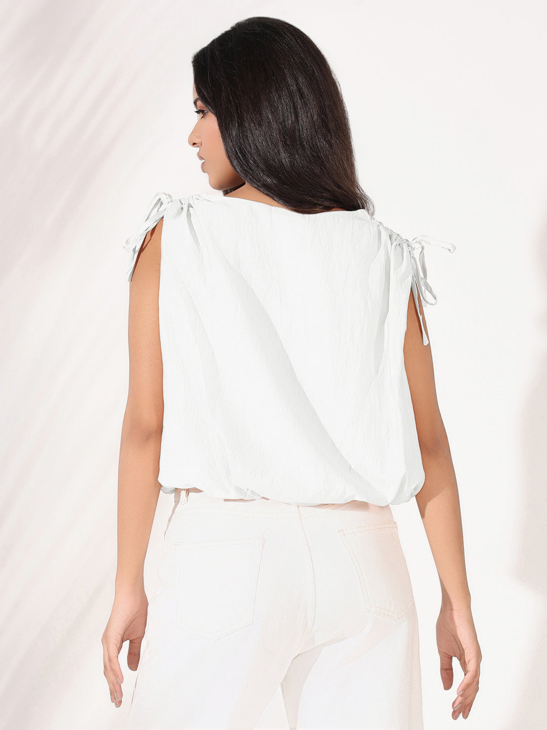 Women Solid White V-Neck Blouson Crop Top