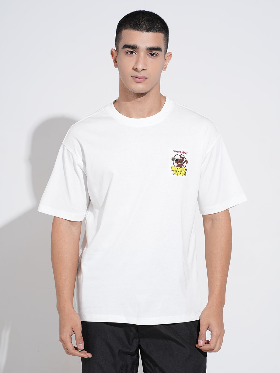 Men's Graphic Print White Short Sleeves Round Neck Relaxed Fit T-Shirt