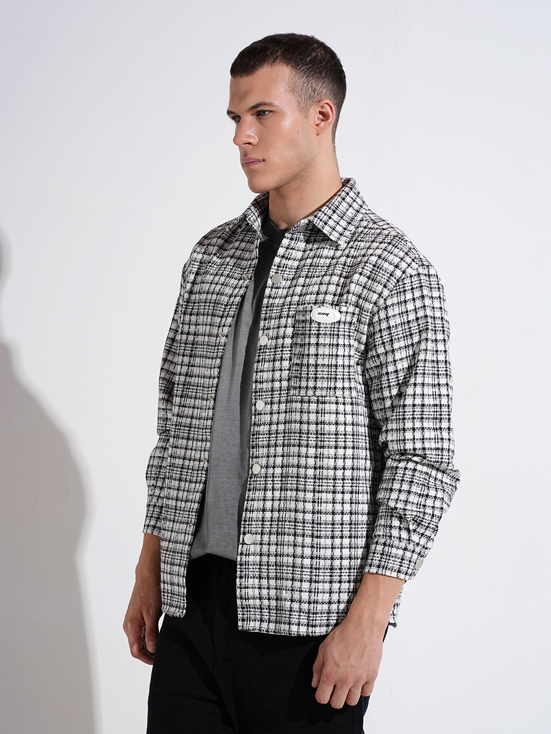 Men's Checked White Relaxed Fit Shirt with Chest Pockets