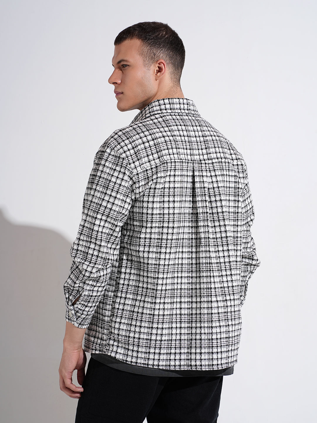 Men's Checked White Relaxed Fit Shirt with Chest Pockets