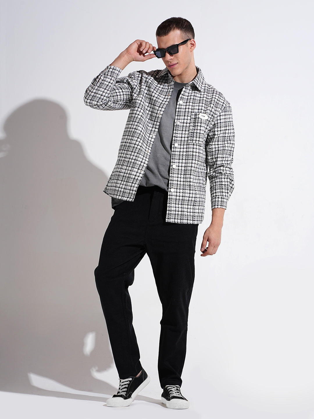 Men's Checked White Relaxed Fit Shirt with Chest Pockets