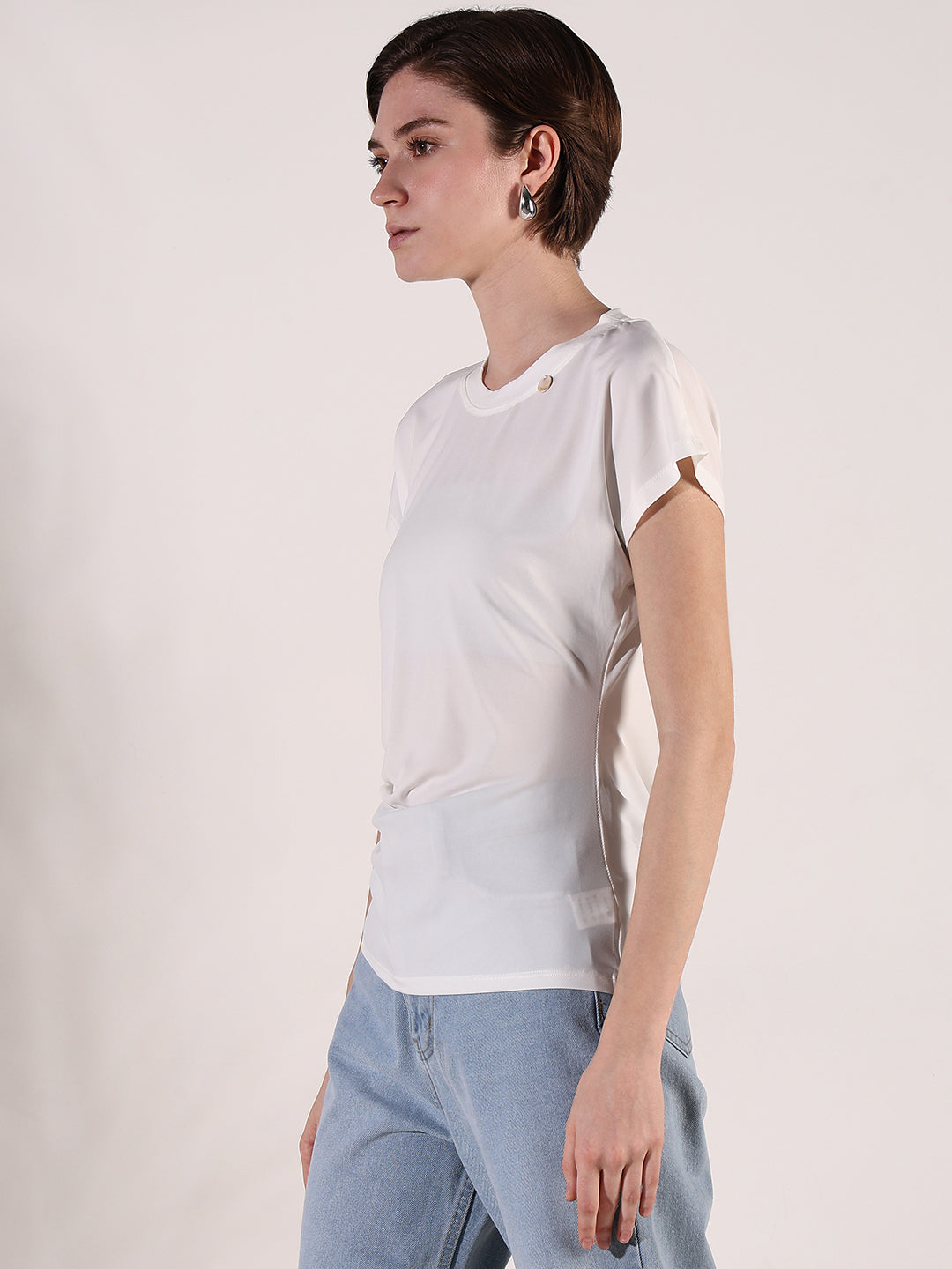 Women White Solid Top