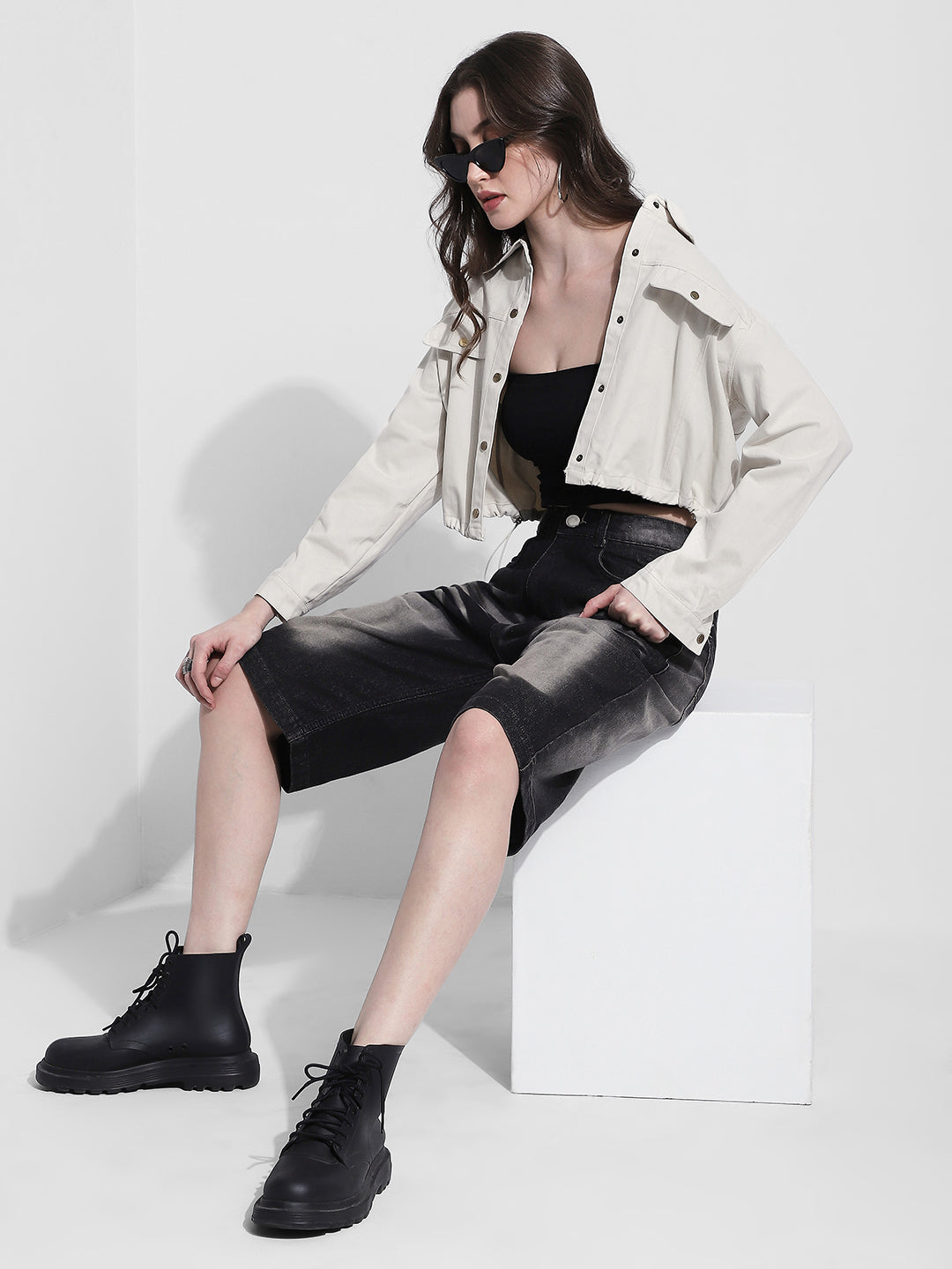 Women's Off White Cropped Denim Jacket with Elasticated Hem