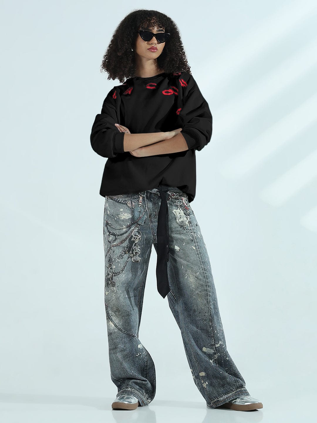 Women's Black Oversized Round Neck Sweatshirt with Kiss Marks